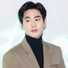EXOスホ、代替服務を終えて本日召集解除…児童センターで勤務していたことが明らかになる