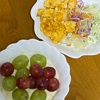 トッピングは葡萄、自作の卵焼き