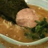 麺家 ばく｜東中野｜たまに食べたくなる、マンガと家系ラーメン！