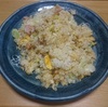 我が家のソーセージと玉子の賄いチャーハン　より。 