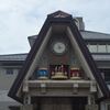 勝山市立図書館を訪れる