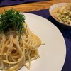 明太子パスタとキャベツとお揚げとちくわの和風サラダ