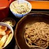 札幌市　手打そば　さくら　平岡本店　/　独特過ぎる麺が魅力