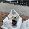 マリンスタジアム到着、まずはビール。