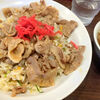 札幌市　ラーメンとまや　/　肉を最後まで楽しめる一品
