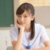 真野恵里菜さんドラマで女子高生役