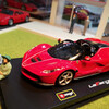 トミカプレゼンツ ブラーゴ シグネチャーシリーズ 1/43 ラ・フェラーリ アペルタ