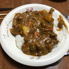 カレーライスを夕食に決定　送迎役で貢献