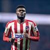 บ้านบอล  DEAD WOOD Arsenal เซ็นสัญญากับ Thomas Partey แต่มีค่าเหนื่อยสูงกว่า 200 ล้านปอนด์โดยมีเซ็นเตอร์แบ็คแปดคนที่ยังอยู่ในหนังสือ