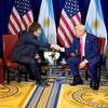 速報：ミレイ大統領がCPACで米国とアルゼンチンの無関税貿易協定を発表、経済関係を強化。