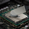 冷えないPCはグリスが原因かも？ CPUグリスの“効果”と“おすすめ”製品ガイド