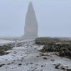 国後島・ローソク岩  北方四島では霧の季節が始まった