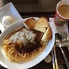 新メニューのクリーミーボロネーゼを食べる。生パスタ使用しています。 (@ アーバングローブカフェ in 豊島区, 東京都) 