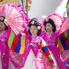 第４２回堺まつり大パレード　近世　国際交流都市　堺　ベトナム伝統衣装パレード