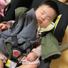 ４歳と０歳　3月14日　優しいお姉ちゃんだね