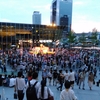 梅田で盆踊りしていた