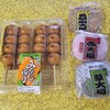 和菓子を食べたがる息子。