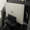 モニタ裏にノートPCスタンドを設置する