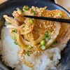 その名もズバリ【定食屋】！松山千春が掛かる店内で「しょうが焼き探検隊！」＠茨城2025