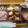 「岩沼屋」、週替わり弁当は、なすの豚肉ロール