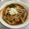 【今週のラーメン４７２８】 丸幸 （東京・武蔵境） ラーメン ＋ チャーシュー皿 ＋ アサヒスーパードライ中瓶 ＋ 清酒 多満自慢　〜ラヲタオヤジのオアシスなスポット！夜も静かに止まり木感覚でゆったりしつつクラシカルな旨さ抜群！