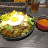Dining Bar Tigre （千代田区外神田）の赤ワイン仕込みのポークカレー