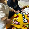 8歳兄が1歳妹に英語絵本読み聞かせ！名作『Where is Maisy?』の奇跡