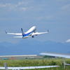佐賀空港公園からの全日空機離陸です。