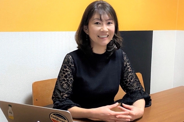 プロボノに本業との相乗効果はあるのか～共働き未来大学ファウンダー　小山佐知子さんに聞く「新しい働き方」