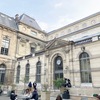 パリ散歩　国立図書館