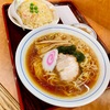 栄区桂町の「松月」でチャーハンセット