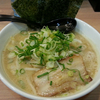 豚骨醤油ラーメンとネギチャーシュー丼