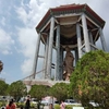 ジョージタウンを一望できる中国寺院 - 極楽寺（Kek Lok Si Temple） -  （ペナン・マレーシア）