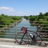 荒川沿いでいちごソフトとホットドッグサイクリング