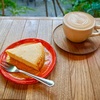 幡ヶ谷の「Paddlers Coffee（パドラーズコーヒー）」でホットラテ、チーズケーキ。