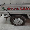 荷物を積んで出発しようとしたら、後タイヤが