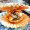 貝を焼く
