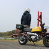 元気になりました！　近くの湖で我慢の巻🏍