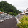 霊園風景　その62　　「‥夏が連れて行く」