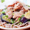 豚肉となすのぶっかけそば＆オクラと長いものキムチあえ
