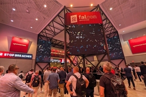 【速報】Fal.Con 2026 初日基調講演、CrowdStrike が AI 関連の新製品3つを発表