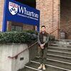 志がある中国のセーター町の青年企業家