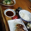 ボリュームありすぎる餃子定食