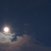 ほぼ満月と木星が東の空に