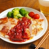 鶏むね肉で香ばしくジューシーな極ウマステーキ、仕上げは“ケチャップ1分炒め”【筋肉料理人】