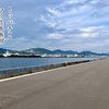 歩く、歩く！トッパチとマリホ水族館