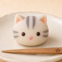 和菓子になった猫