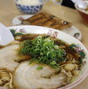 ●広島駅「尾道ラーメン三公」のラーメンと広島城