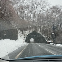 甲子道路は雪が降っていました。