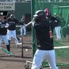 西岡剛コーチの“マジック”がマリーンズを変える？キャンプで話題の「ピンポン玉打ち」と「逆打席」を考察